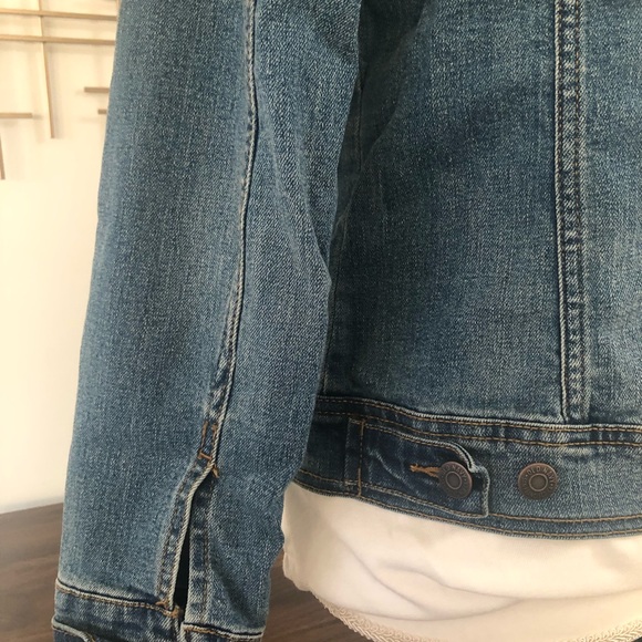 Old Navy Denim Jacket Sz SM - Picture 3 of 4